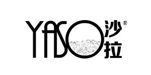 YASO沙拉成立于2015年，通过对这个品类作出了大胆的尝试，从品牌形象上运用了丑萌油腻的卡通大叔形象，通过“逗比”的文案及手绘形成反差风格，一改沙拉在人们心目中高级、洋气的印象，制造话题性，引起YASO沙拉客户调侃，形成活跃的互动。